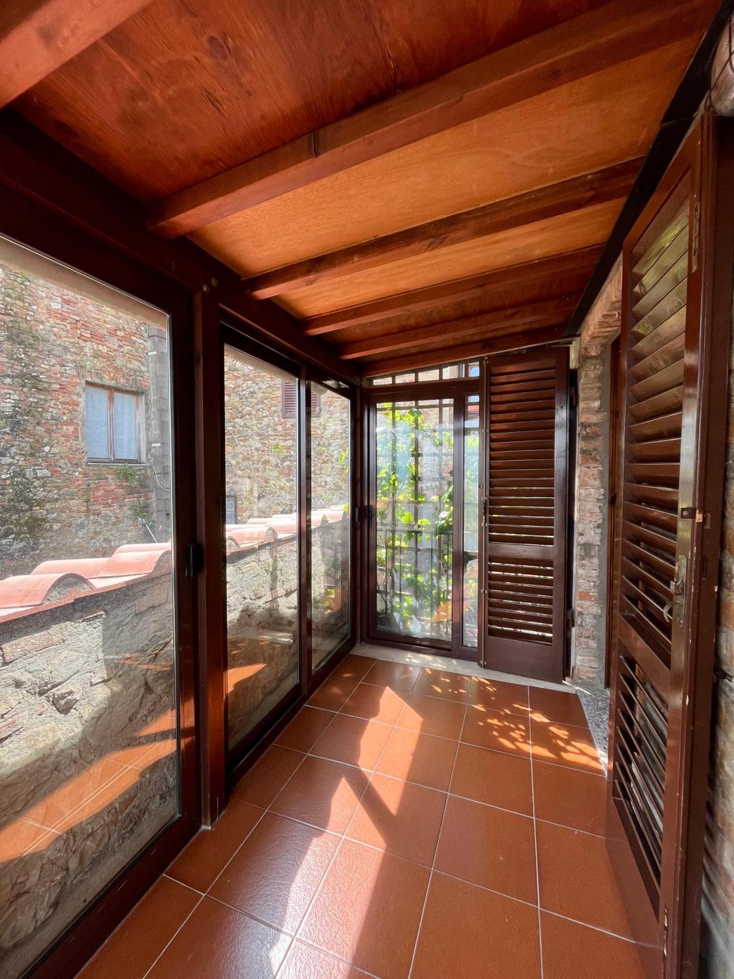 Appartamento Mirella In Centro Storico Casole dʼElsa Esterno foto